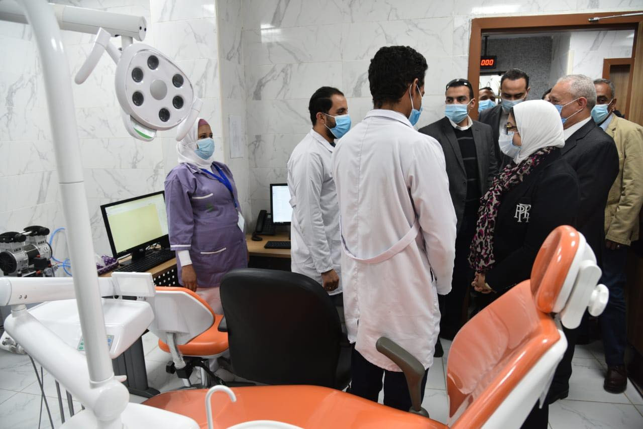 وزيرة الصحة تتفقد وحدة طب أسرة طيبة