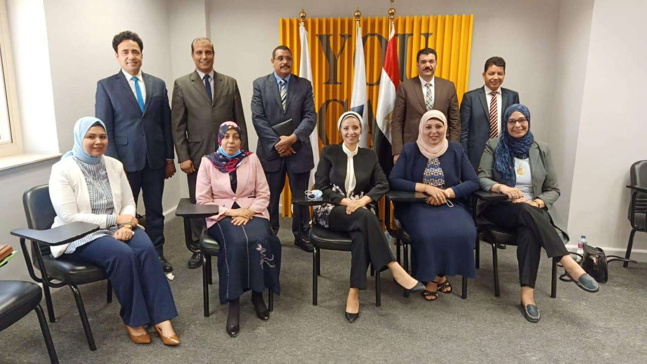 الدكتورة إلهام محمود