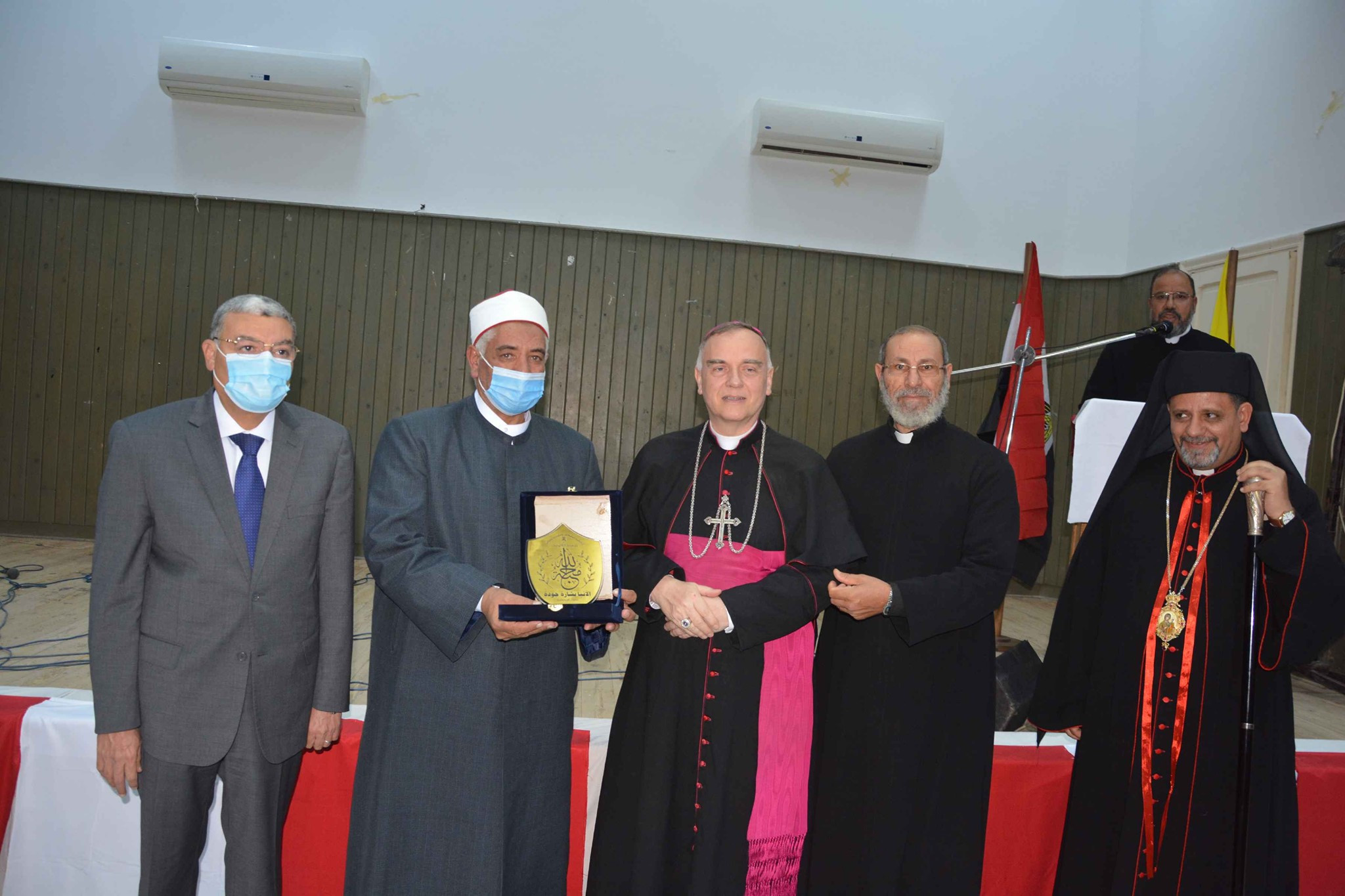 زيارة سفير الفاتيكان للمنيا