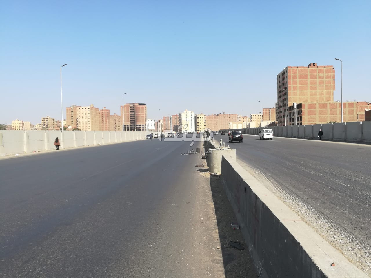 غلق الطريق الدائرى تمهيدا لإزالة عقار الهرم