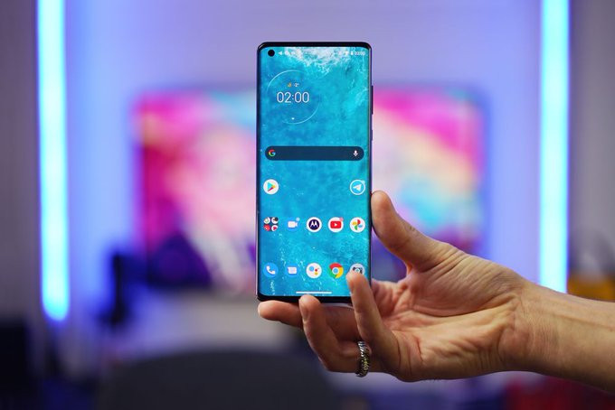 هاتف Moto G100