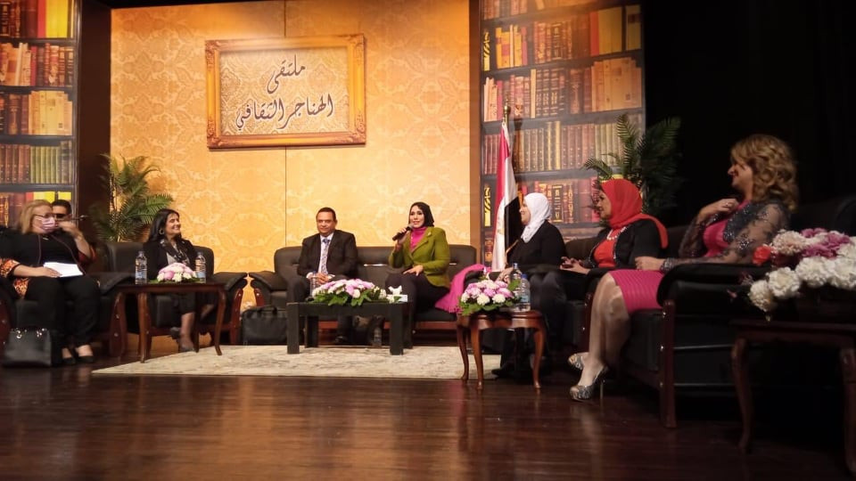 نساء صنعن التاريخ