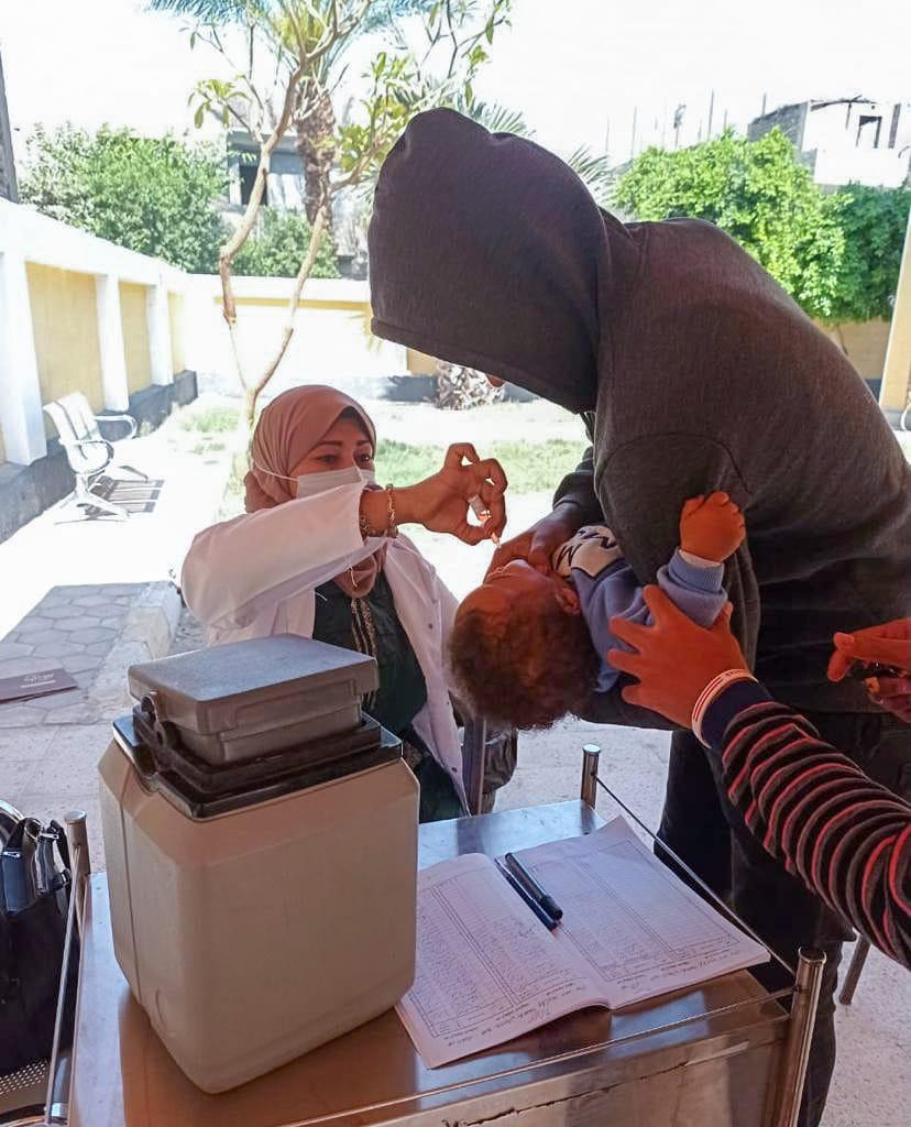 التطعيم ضد مرض شلل الأطفال
