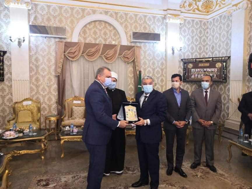 محافظ المنيا يستقبل وزيرى الأوقاف والشباب