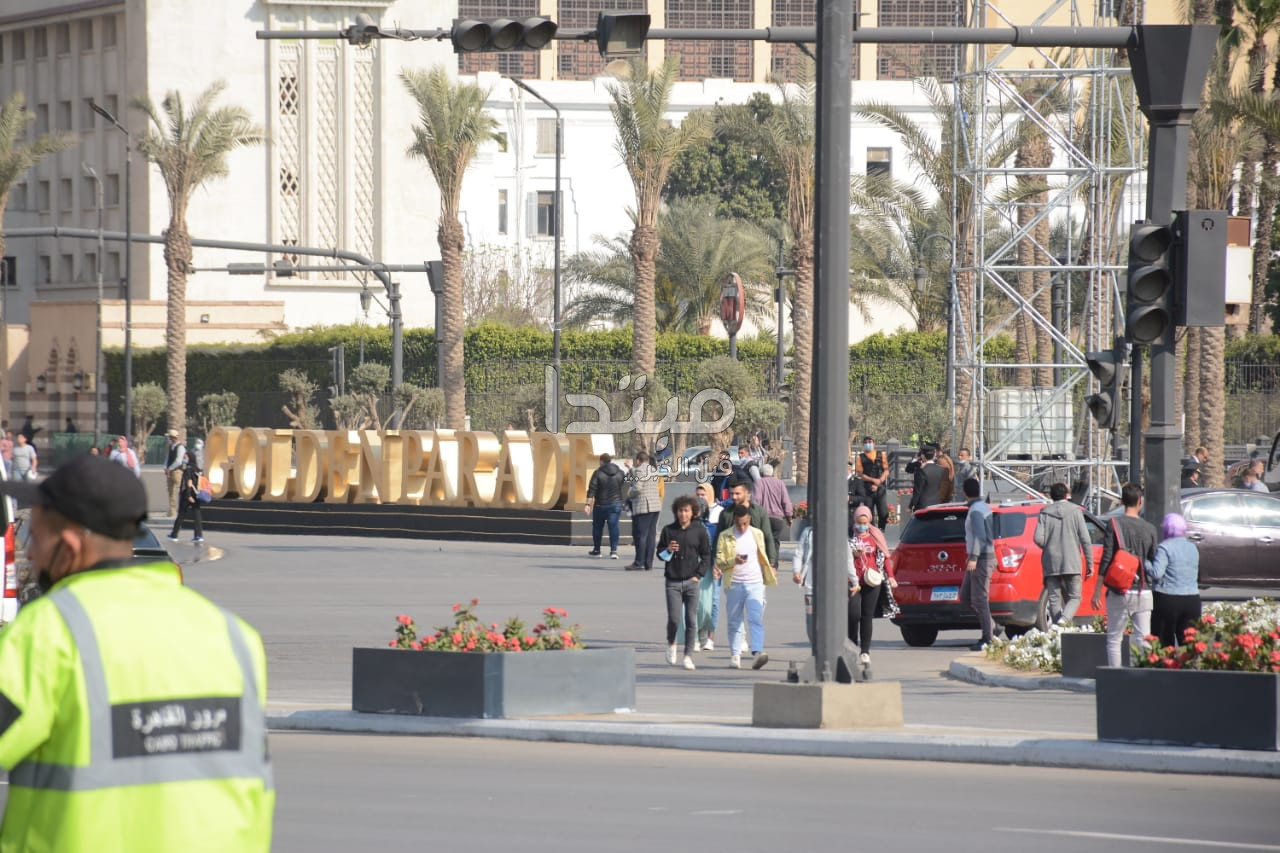 انتشار أمنى مكثف بميدان التحرير استعدادا لسير موكب الملوك