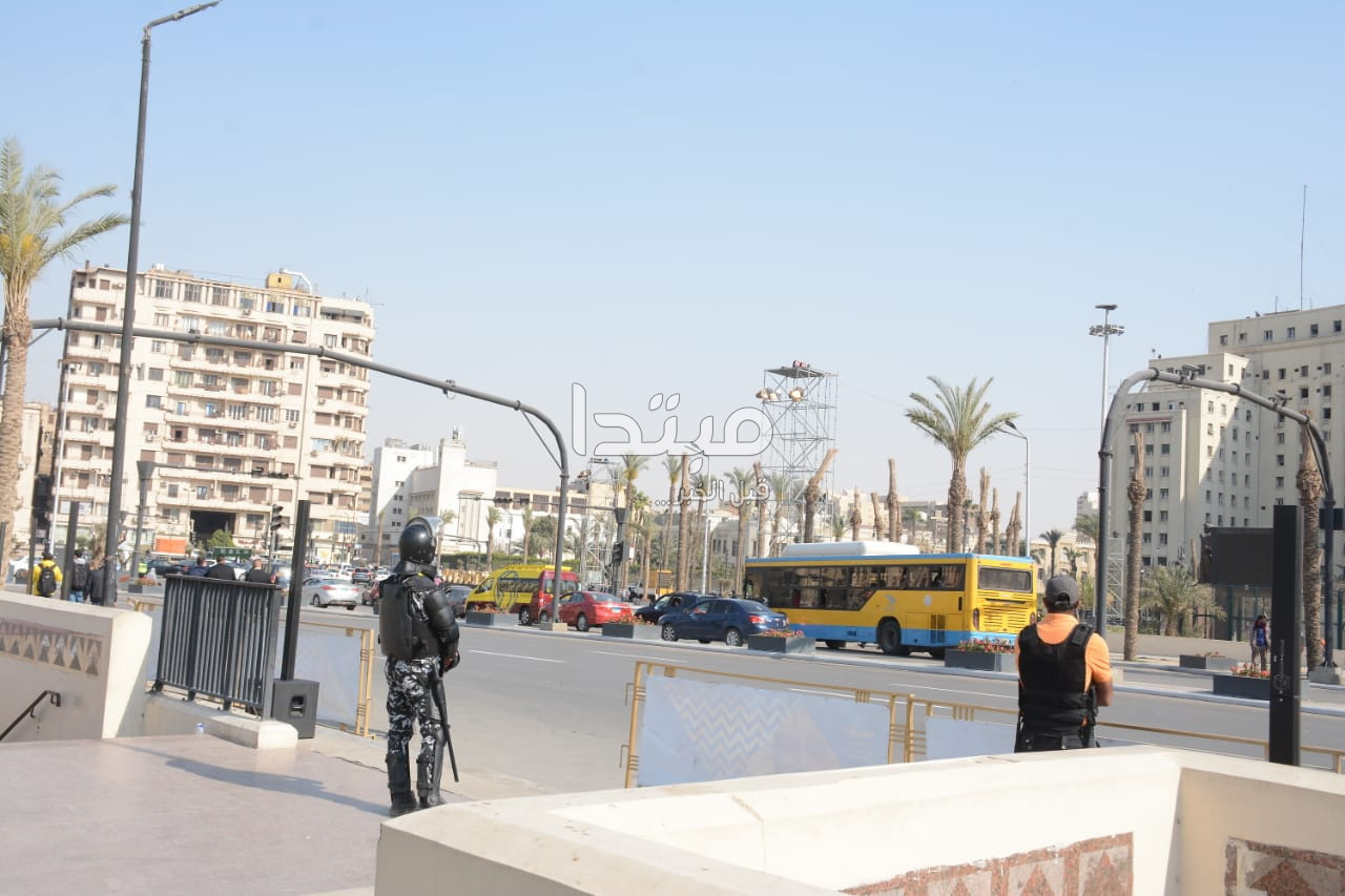 انتشار أمنى مكثف بميدان التحرير استعدادا لسير موكب الملوك