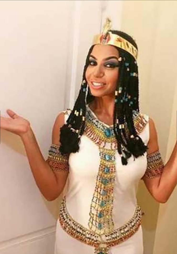 نجمات بالزى الفرعونى