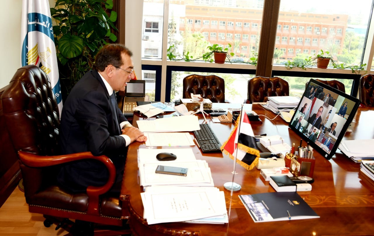 وزير البترول