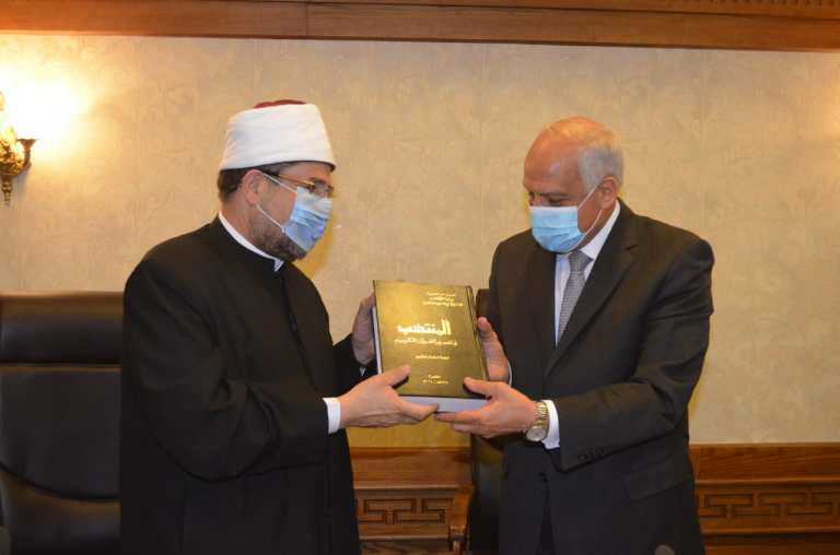 محافظ الجيزة ووزير الأوقاف