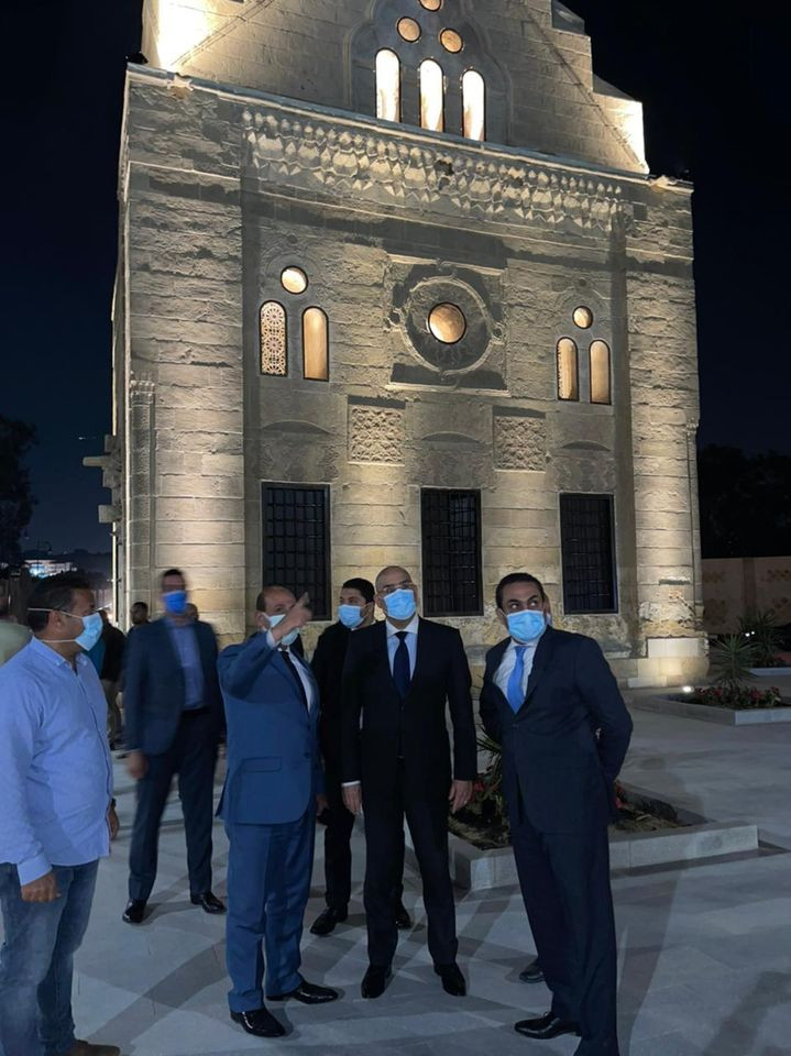 وزير الإسكان