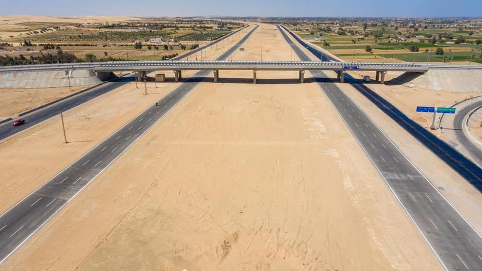 طريق الصعيد الصحراوى الغربى