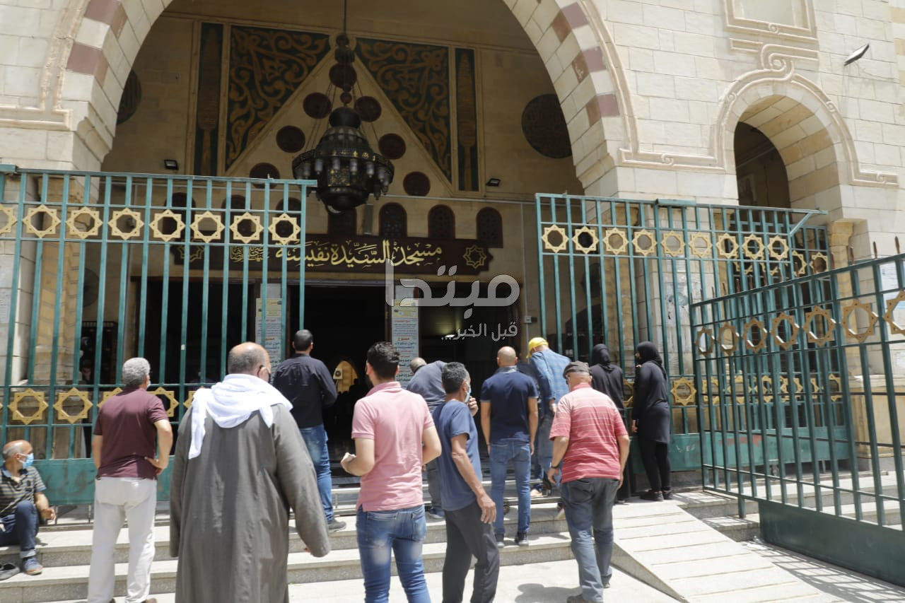 تشييع جنازة المطرب ماهر العطار وسط غياب نجوم الفن