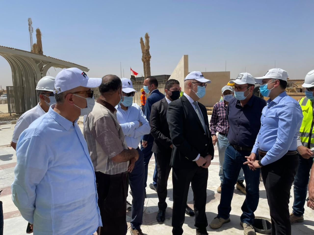 وزير الإسكان