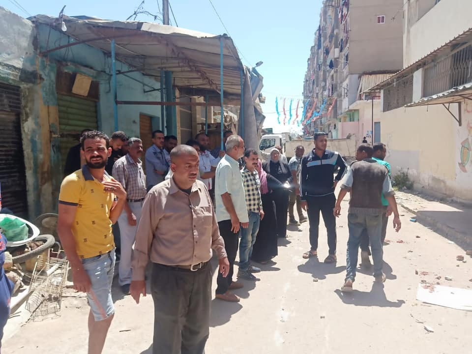 إزالة 4 أكشاك غرب الإسكندرية
