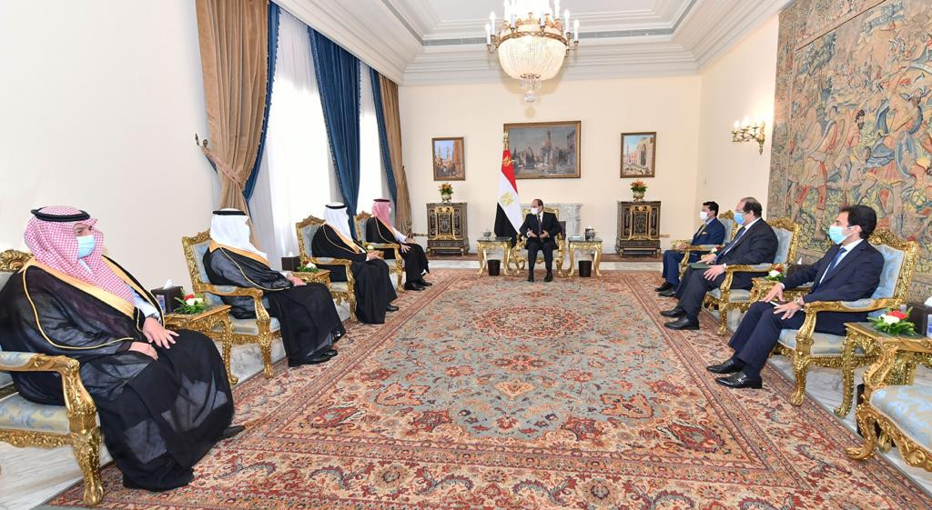 الرئيس السيسى يستقبل وزير الشباب السعودى