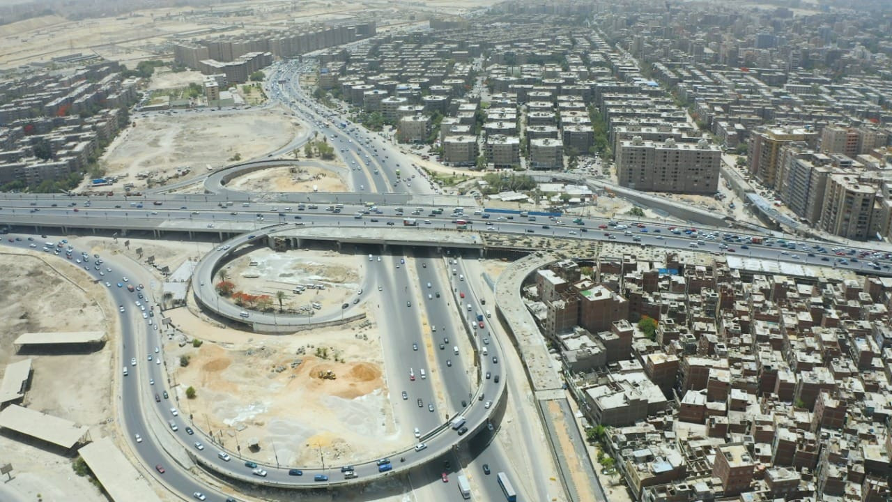 وزير النقل يتابع تطوير الطريق الدائرى
