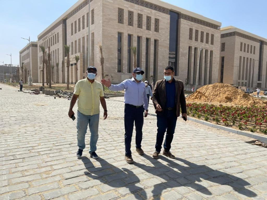 مسؤولو الإسكان فى العاصمة الإدارية