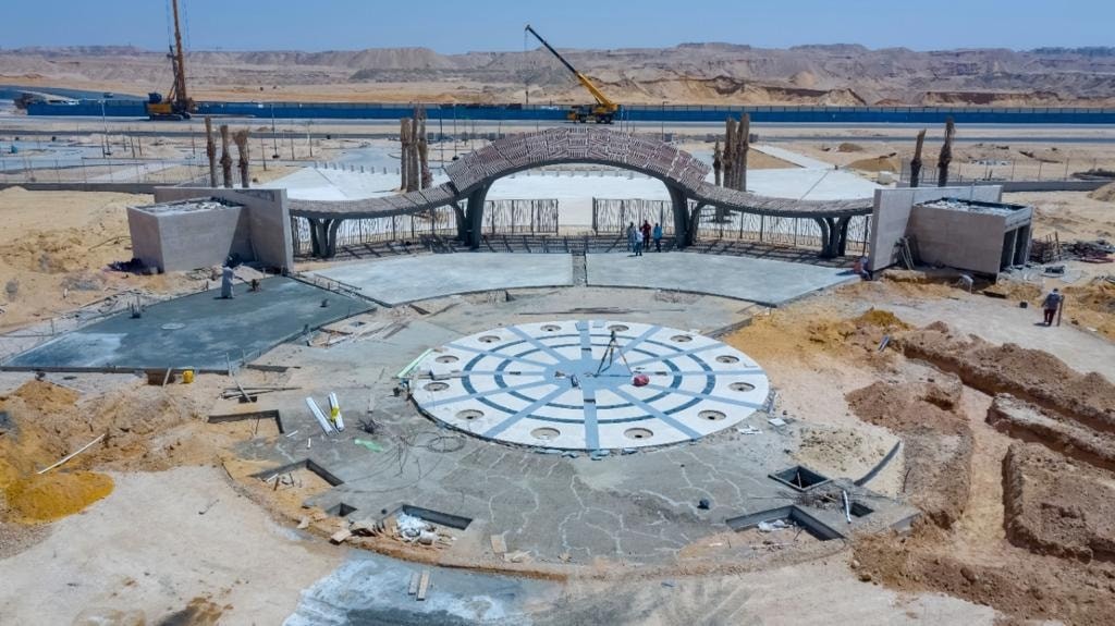مسؤولو الإسكان فى العاصمة الإدارية