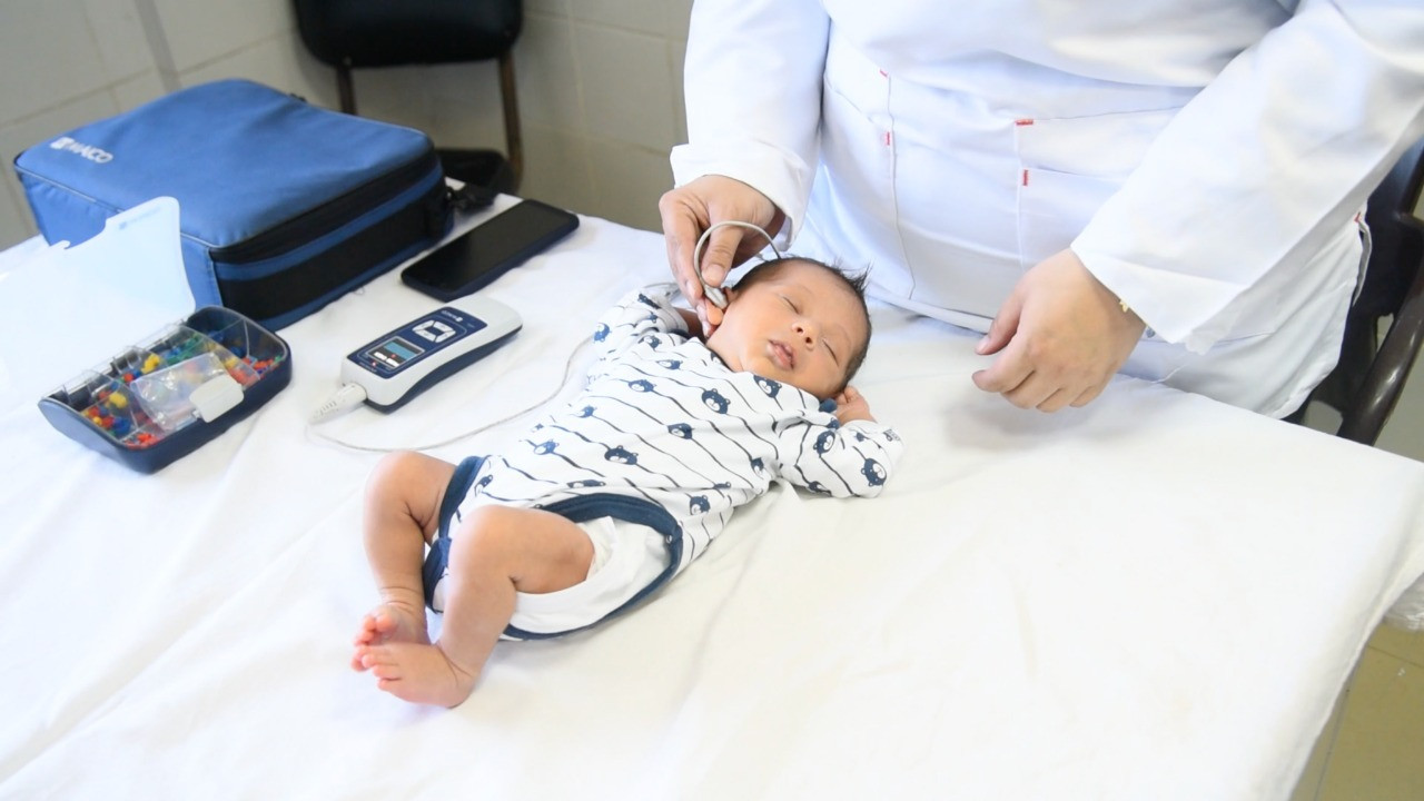 مبادرة علاج ضعف وفقدان السمع