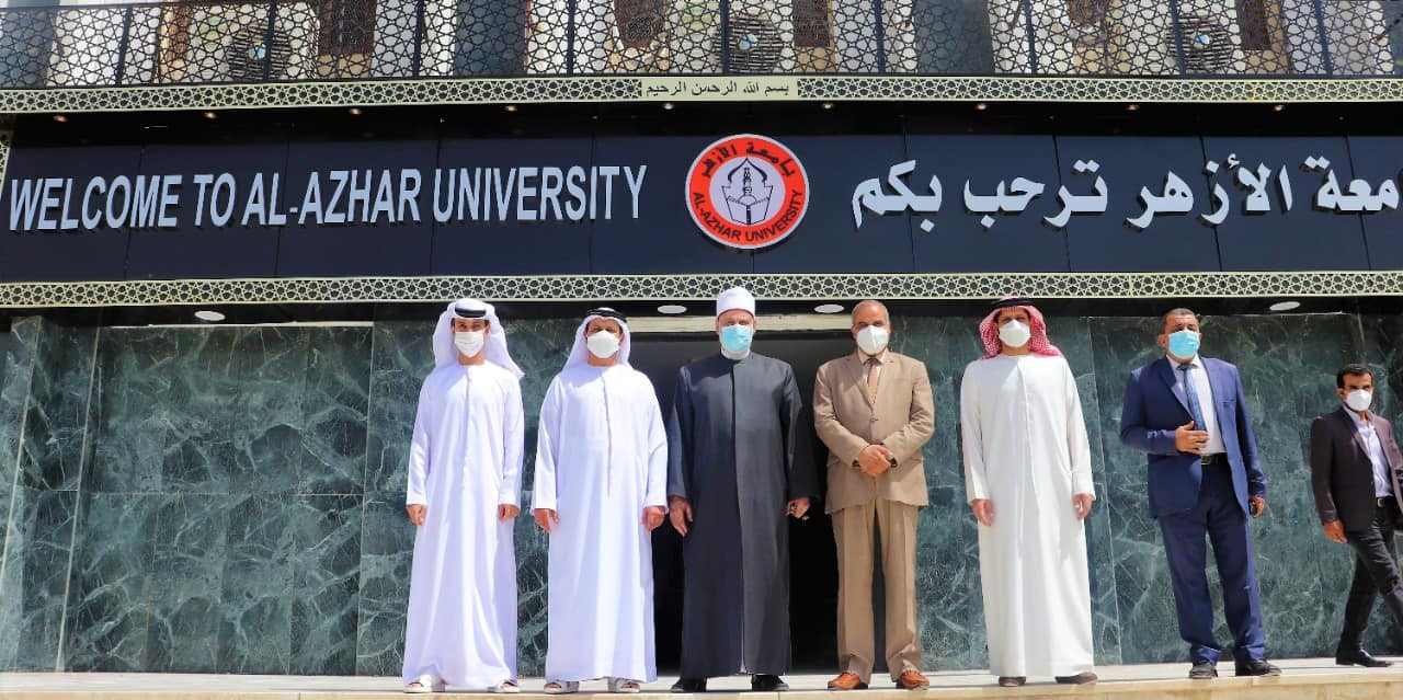 صورة من اللقاء