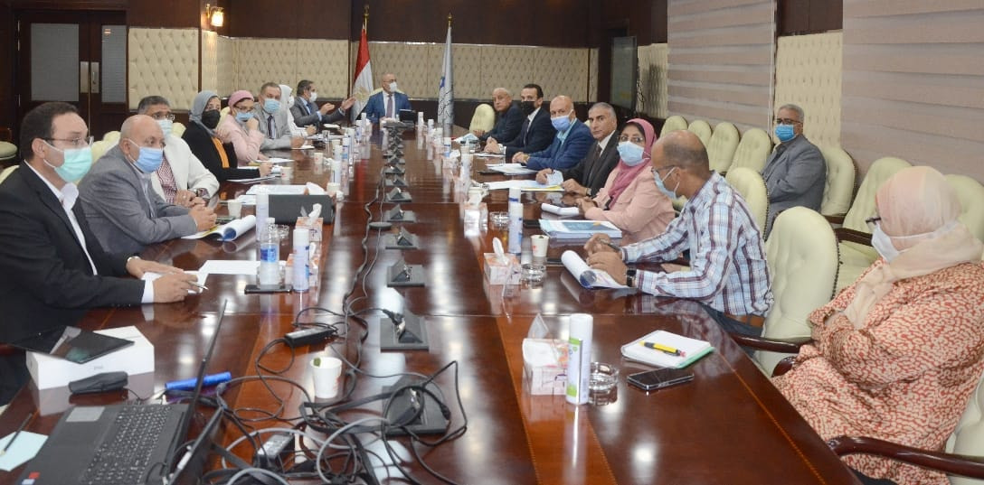 وزير الإسكان