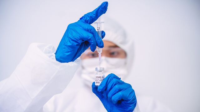 التجارب الإكلينيكية على لقاحات فيروس كورونا