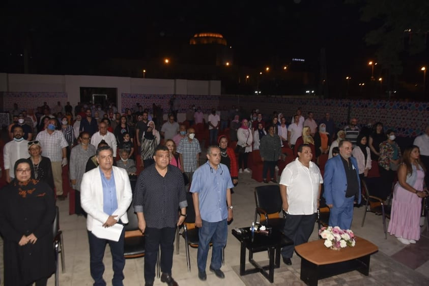 - القومى للمسرح