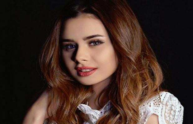 محمود المهدىمحمود المهدى زوج منة عرفة زوج منة عرفة