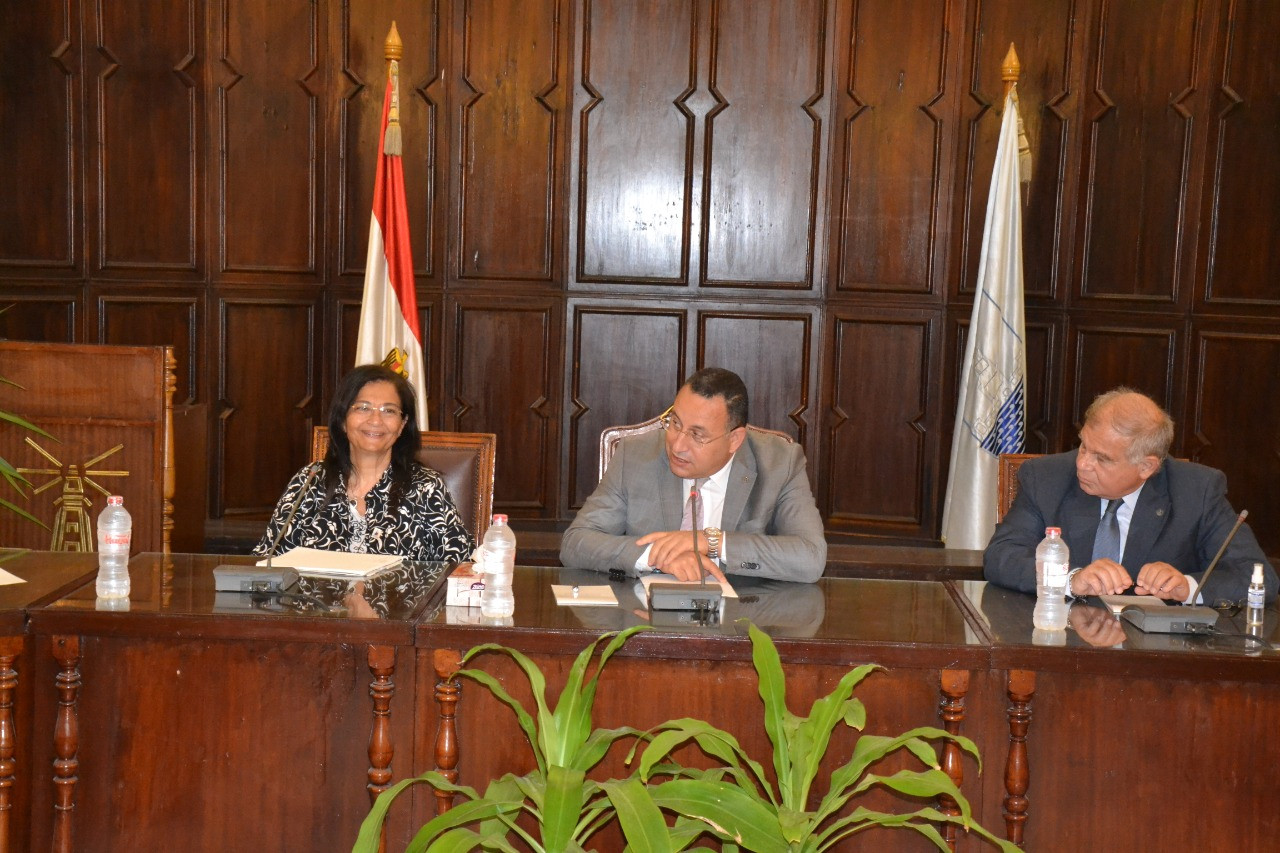 وفد أمريكى يزور جامعة الإسكندرية