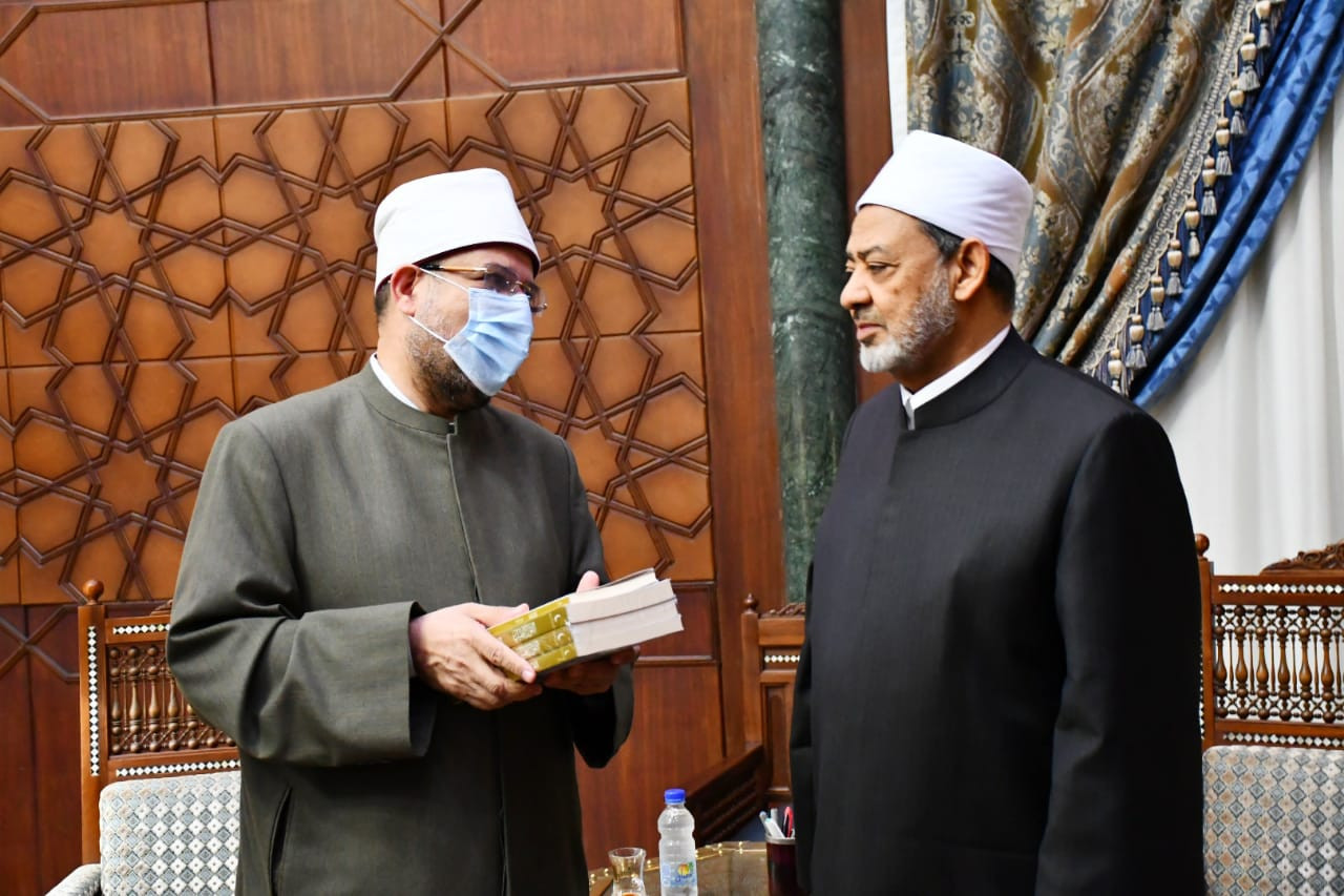 وزير الأوقاف وشيخ الأزهر