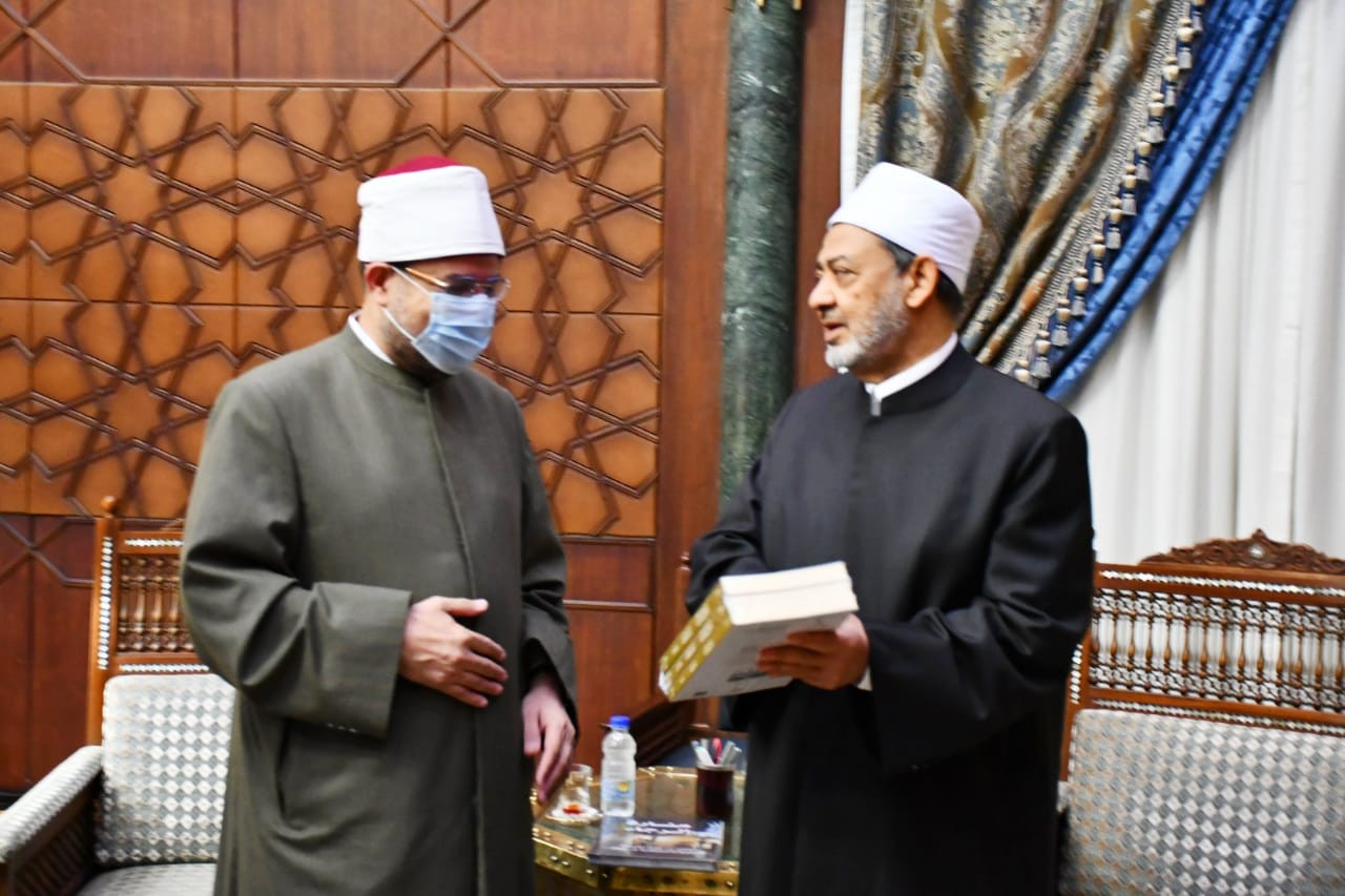 وزير الأوقاف وشيخ الأزهر
