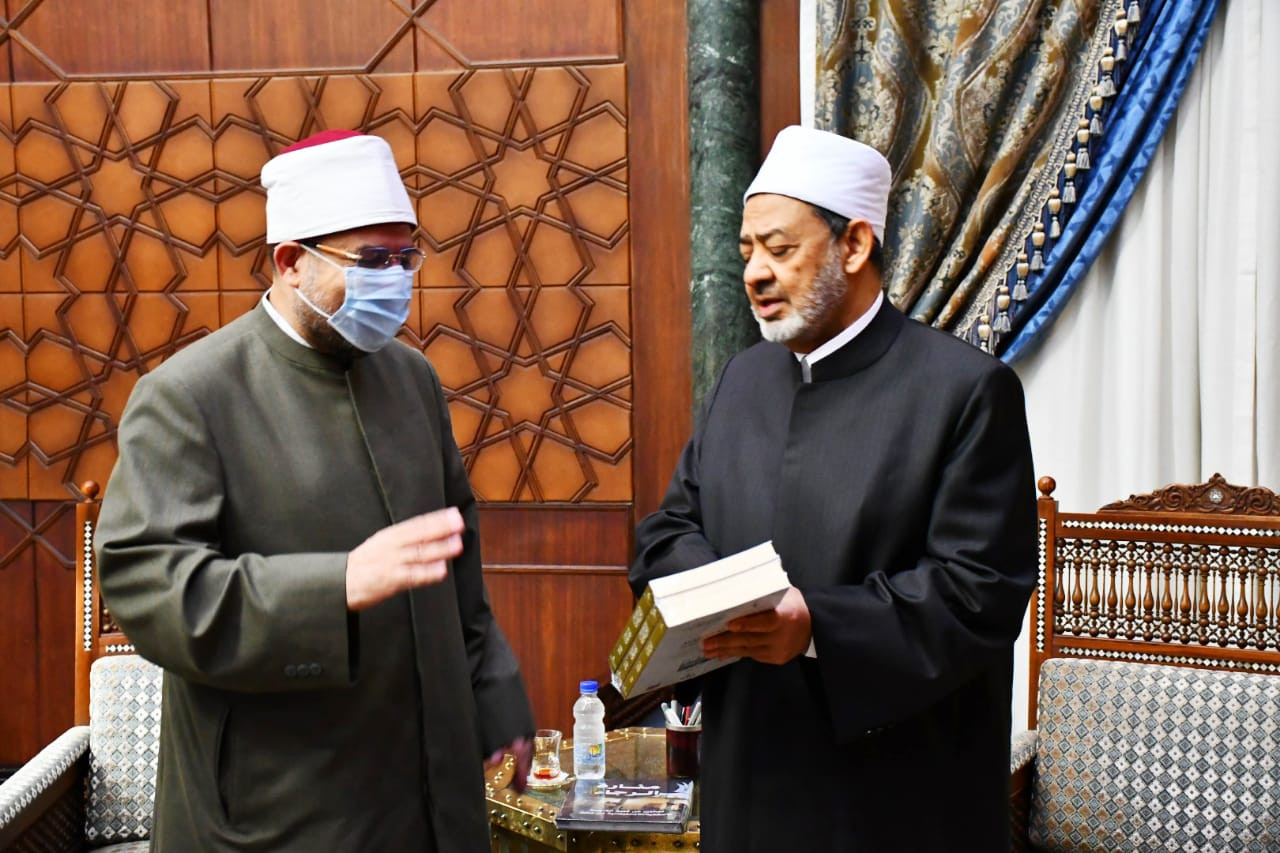 وزير الأوقاف وشيخ الأزهر