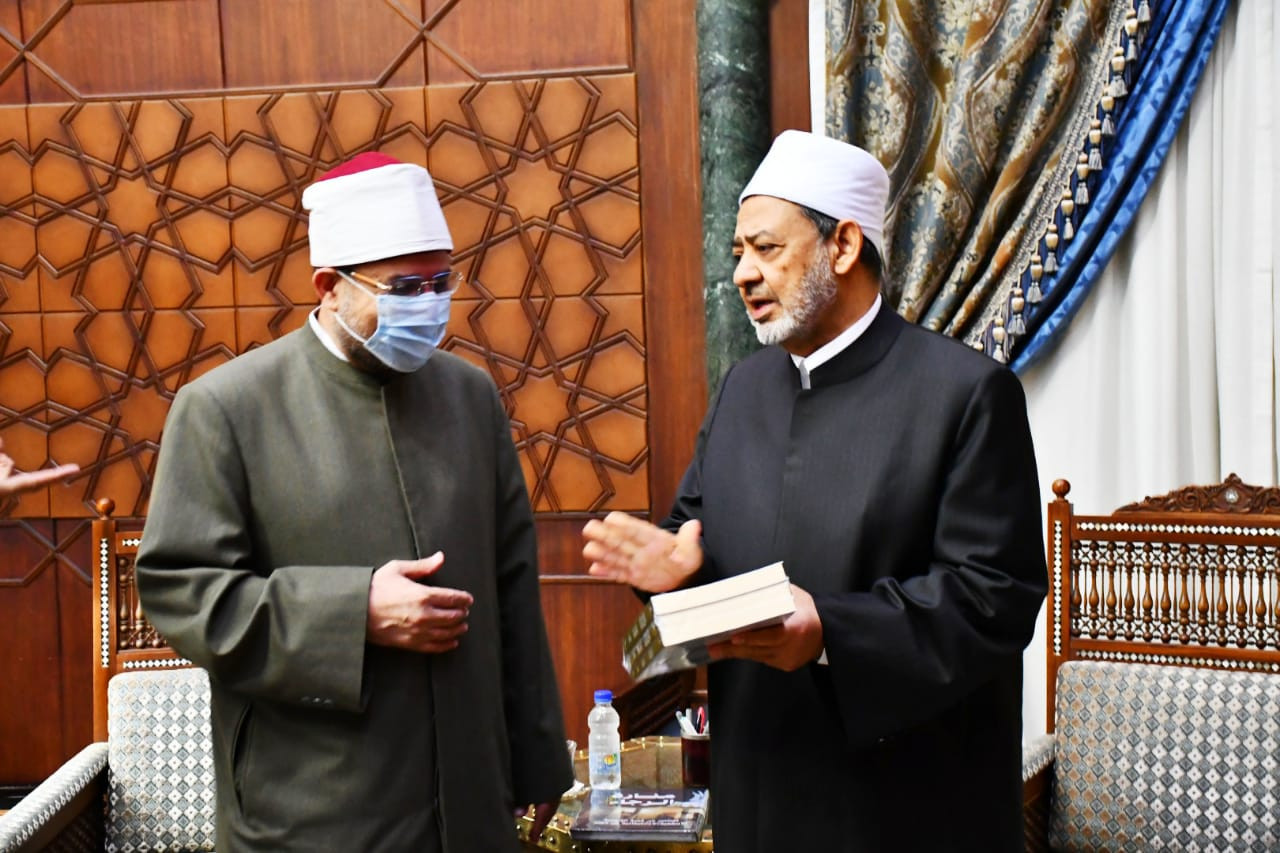 وزير الأوقاف وشيخ الأزهر