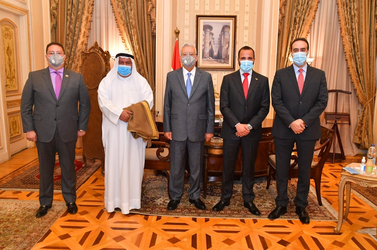 صورة من اللقاء