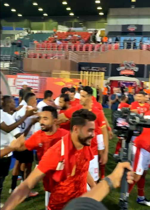 ممر شرفى للأهلى قبل انطلاق المباراة