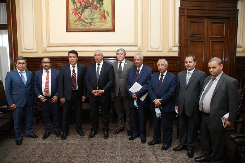 وزير الزراعة