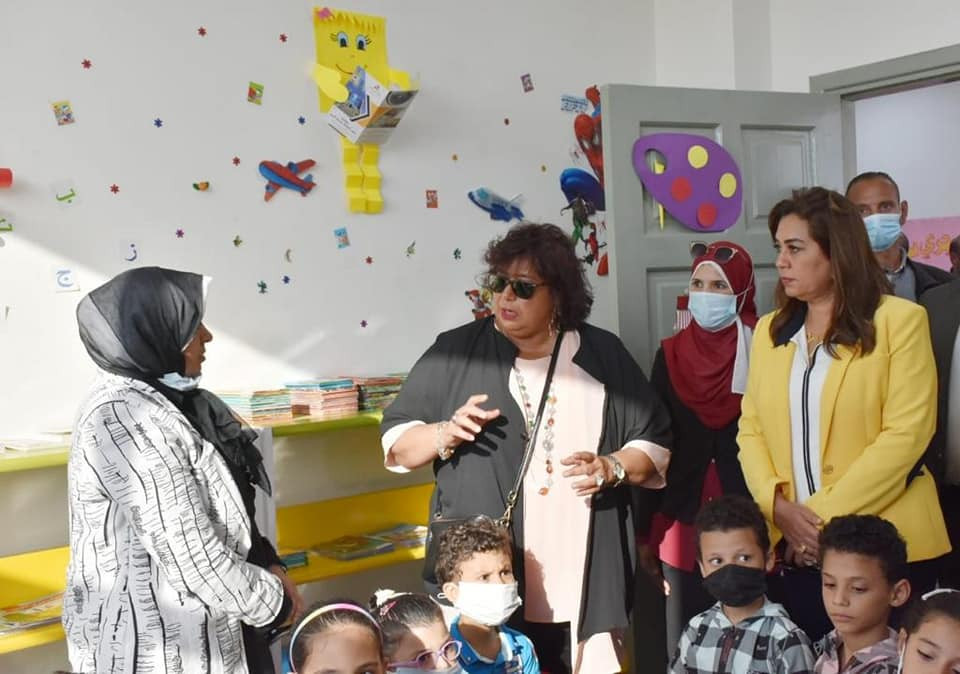 وزيرة الثقافة
