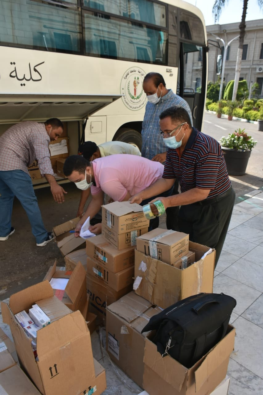 قافلة جامعة القاهرة