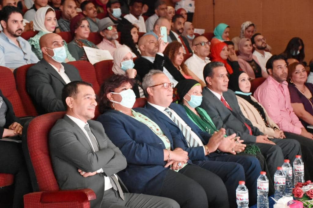 الدكتورة إيناس عبدالدايم
