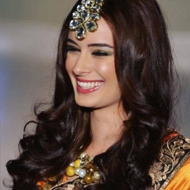 إيفيلين شارما