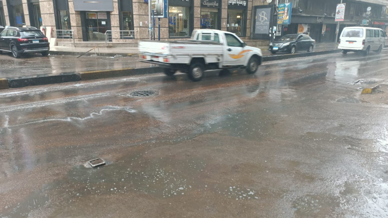 هطول أمطار على الإسكندرية