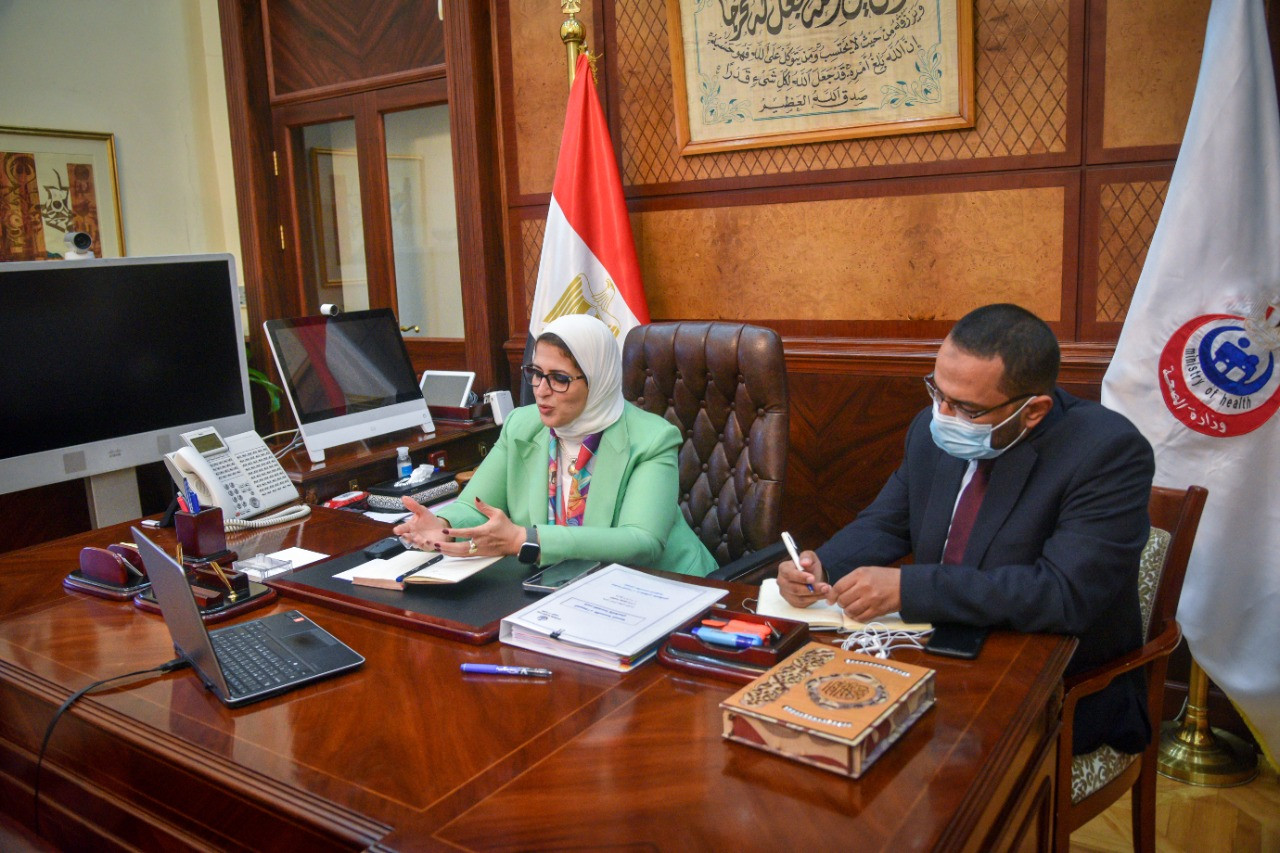 هالة زايد وزيرة الصحة