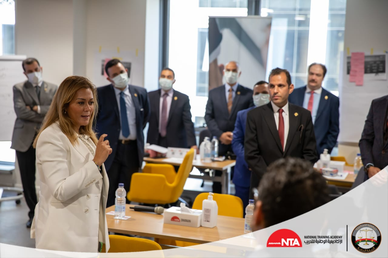 تأهيل المحامين العموم
