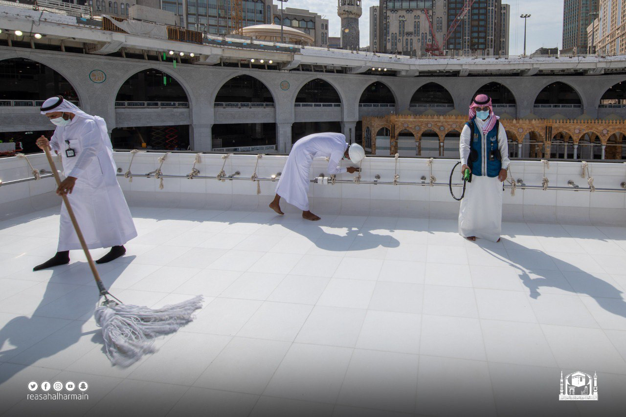 تنظيف الكعبة المشرفة