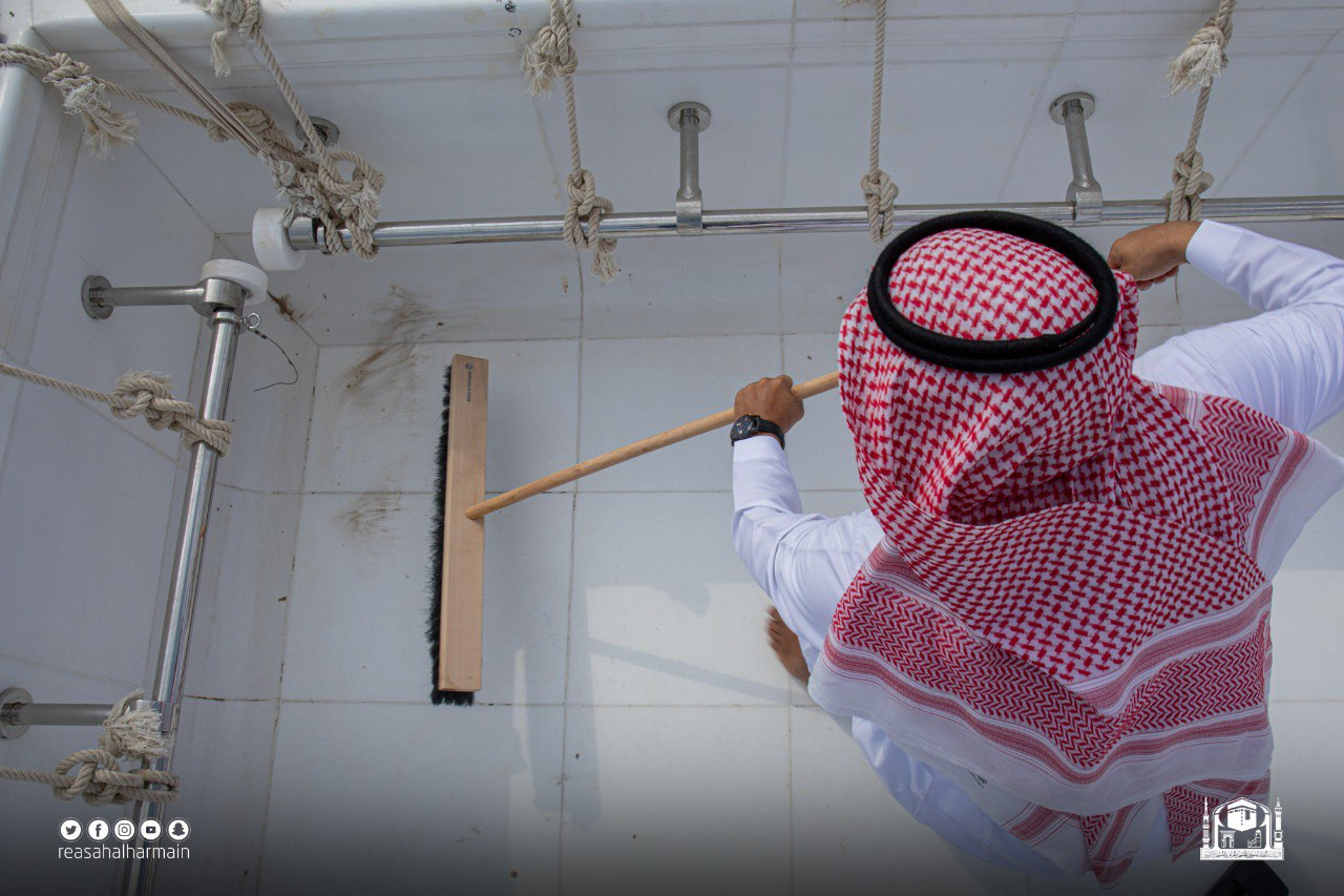 تنظيف الكعبة المشرفة