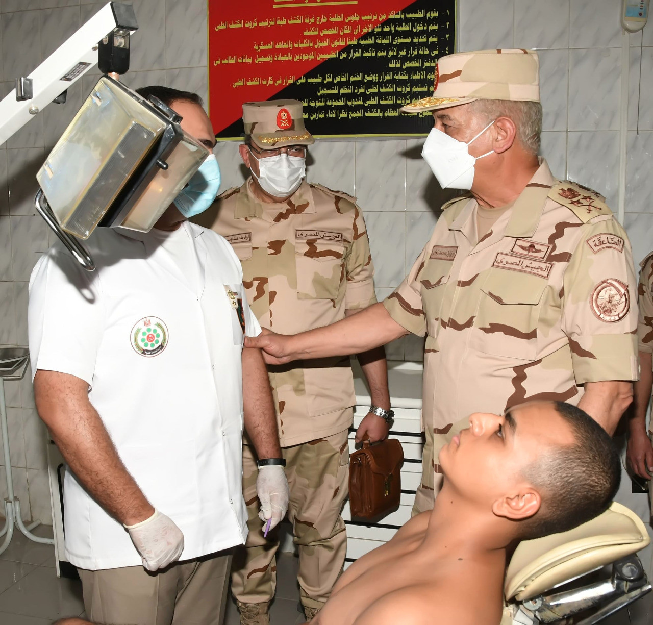 وزير الدفاع
