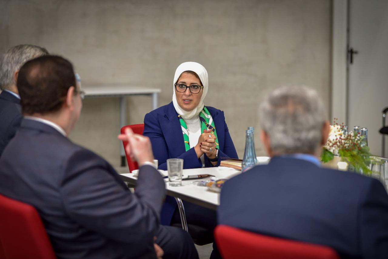وزيرة الصحة