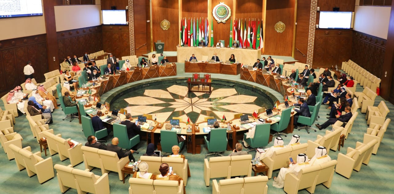 وزيرة البيئة