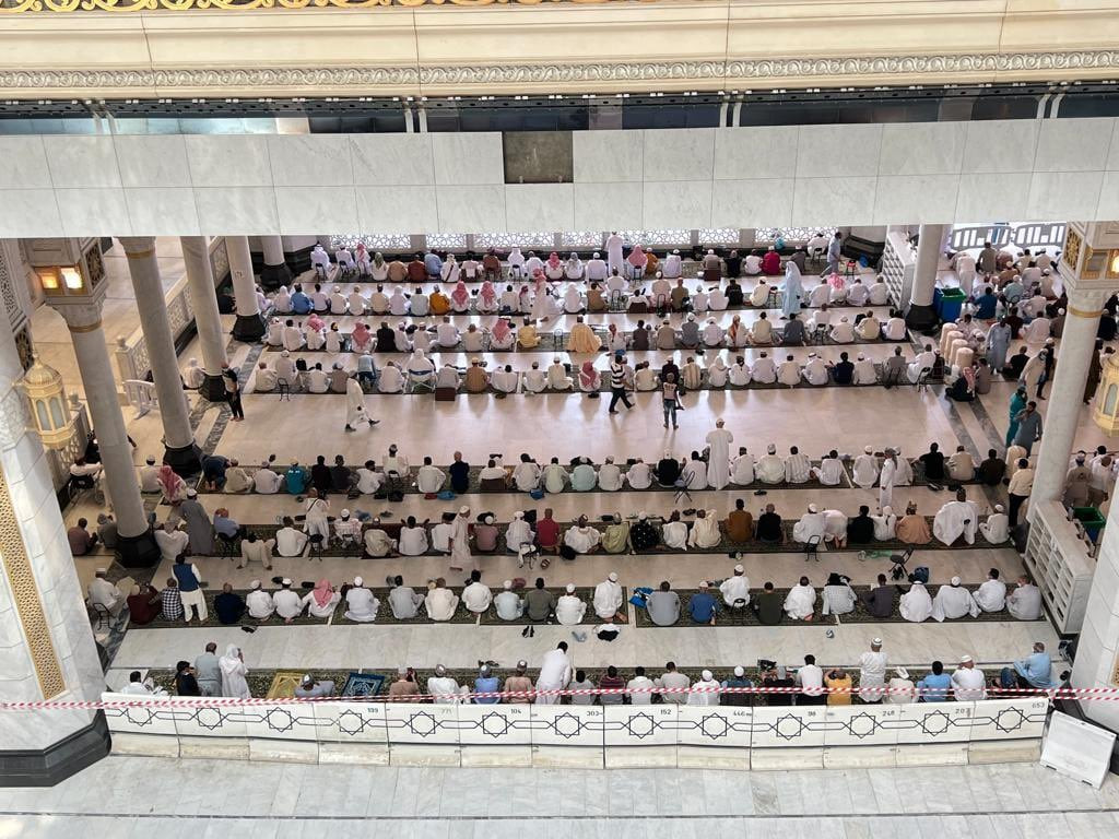جموع المصلين فى المسجد الحرام