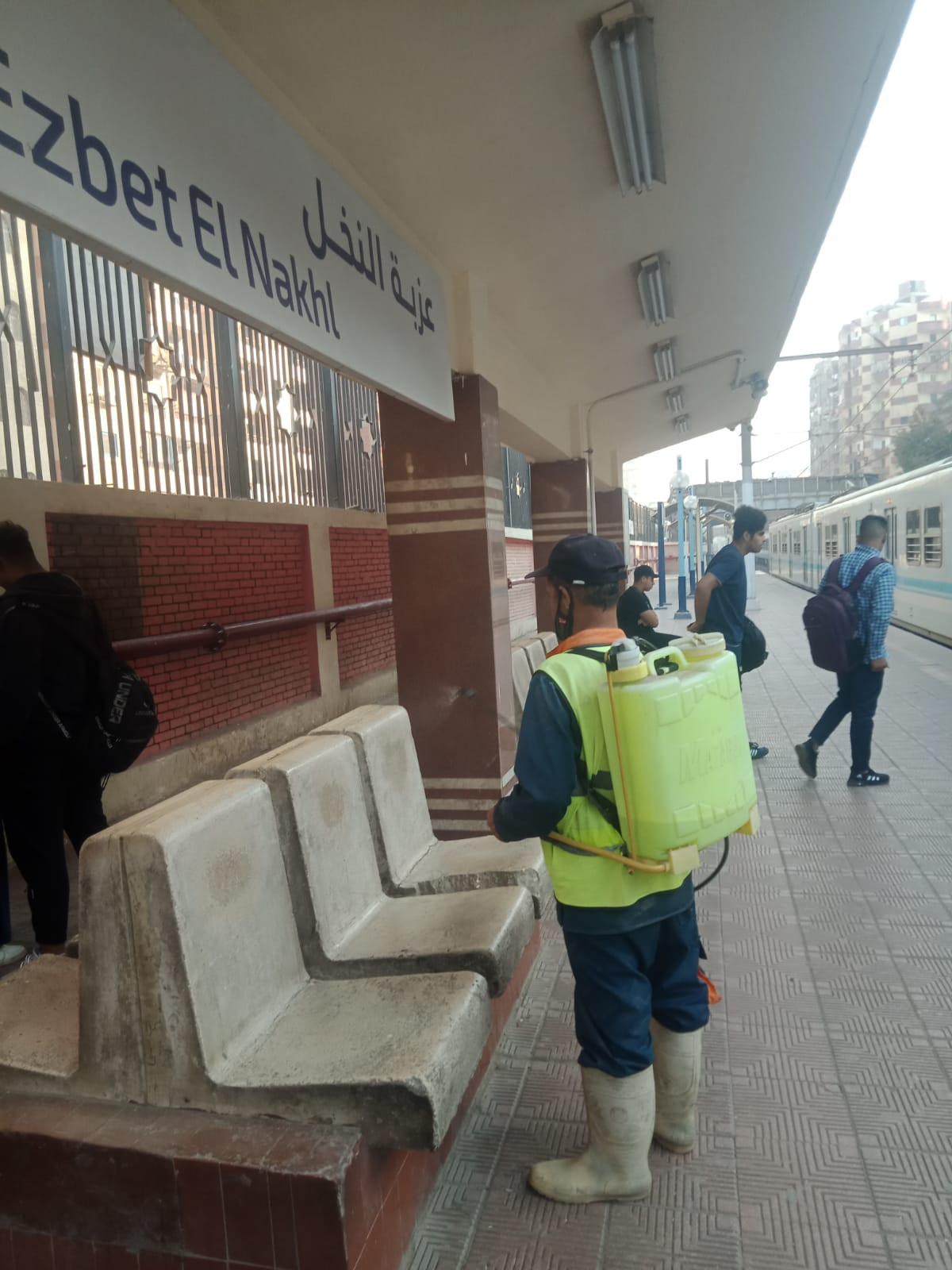 تعقيم العربات لمواجهة كورونا